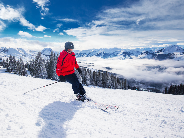 Skiing St. Johann