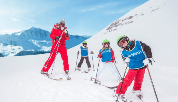 10 Best Ski Resorts for Beginners in the World 2024/2025