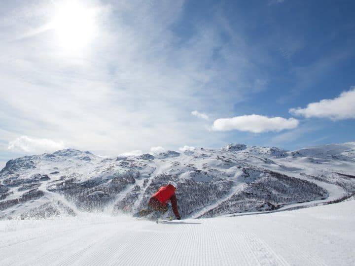 Skiing in Norway, Hemsedal